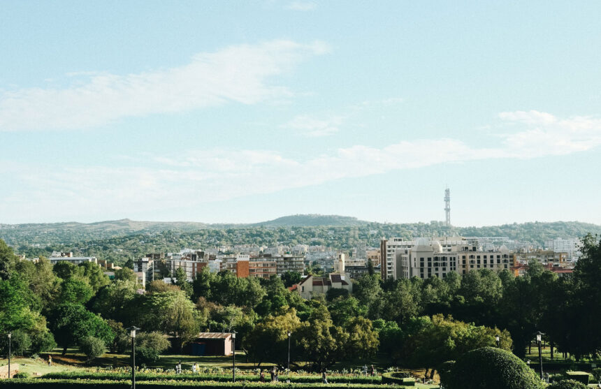 Sustainable Urban Planning: Balancing Growth and Environmental Responsibility